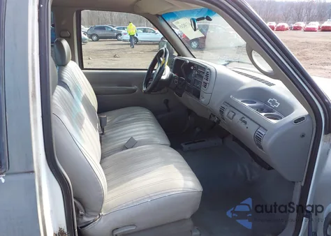 1995 Chevrolet Gmt-400 K1500 z USA, uszkodzony, nr VIN 1GCEK19K5SE264962